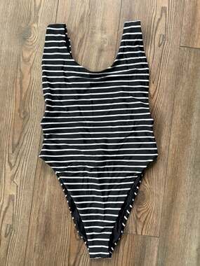Aerie Black and White Striped Scoop Back One Piece Swimsuit, Size Medium Long